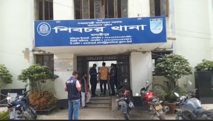 শিবচরে মাকে হত্যার পর নদীতে ফেলে দেওয়া শিশু আবিরের লাশ ৫ দিন পর উদ্ধার