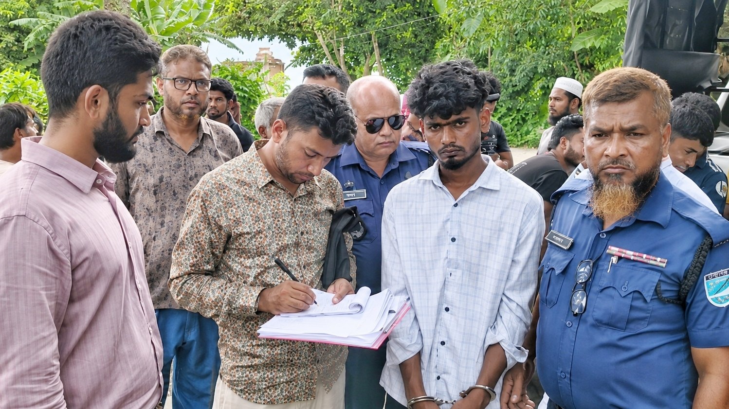 টাঙ্গাইলে স্কুলছাত্রীকে উত্ত্যক্ত, যুবকের ৬ মাসের কারাদণ্ড