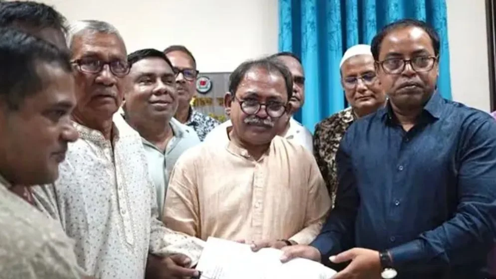 ঠাকুরগাঁও-১ উপনির্বাচন: মনোনয়ন জমা দিলেন ফয়সল